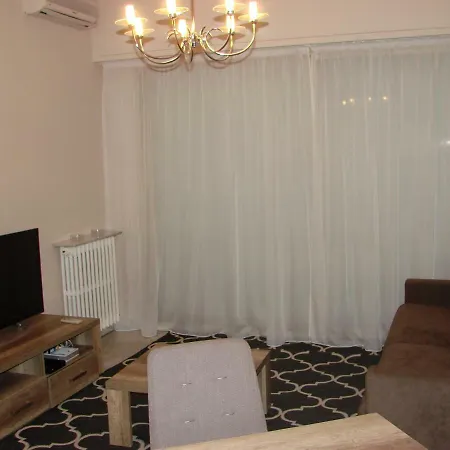 Front Apartment *